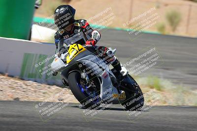 media/Jun-04-2022-WERA (Sat) [[b852bbbd55]]/Practice Races/7- WERA riders school/